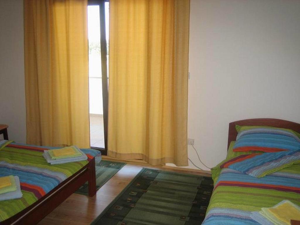 Hotel Bazeni Baikal Topola Habitación foto