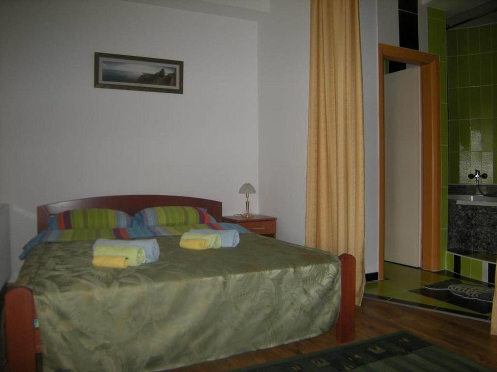 Hotel Bazeni Baikal Topola Habitación foto